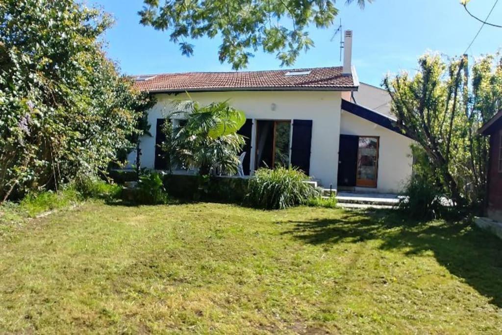 Comme A La Maison Cenon Exteriér fotografie