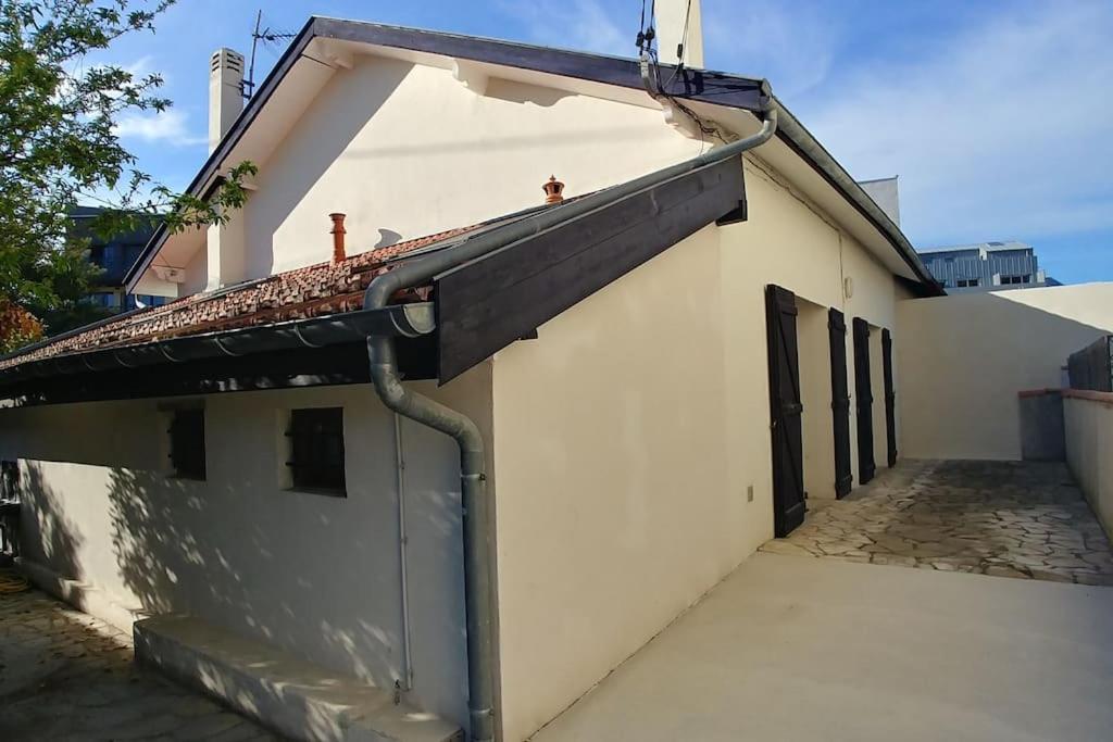 Comme A La Maison Cenon Exteriér fotografie